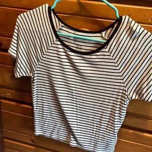 womens cropped tshirt